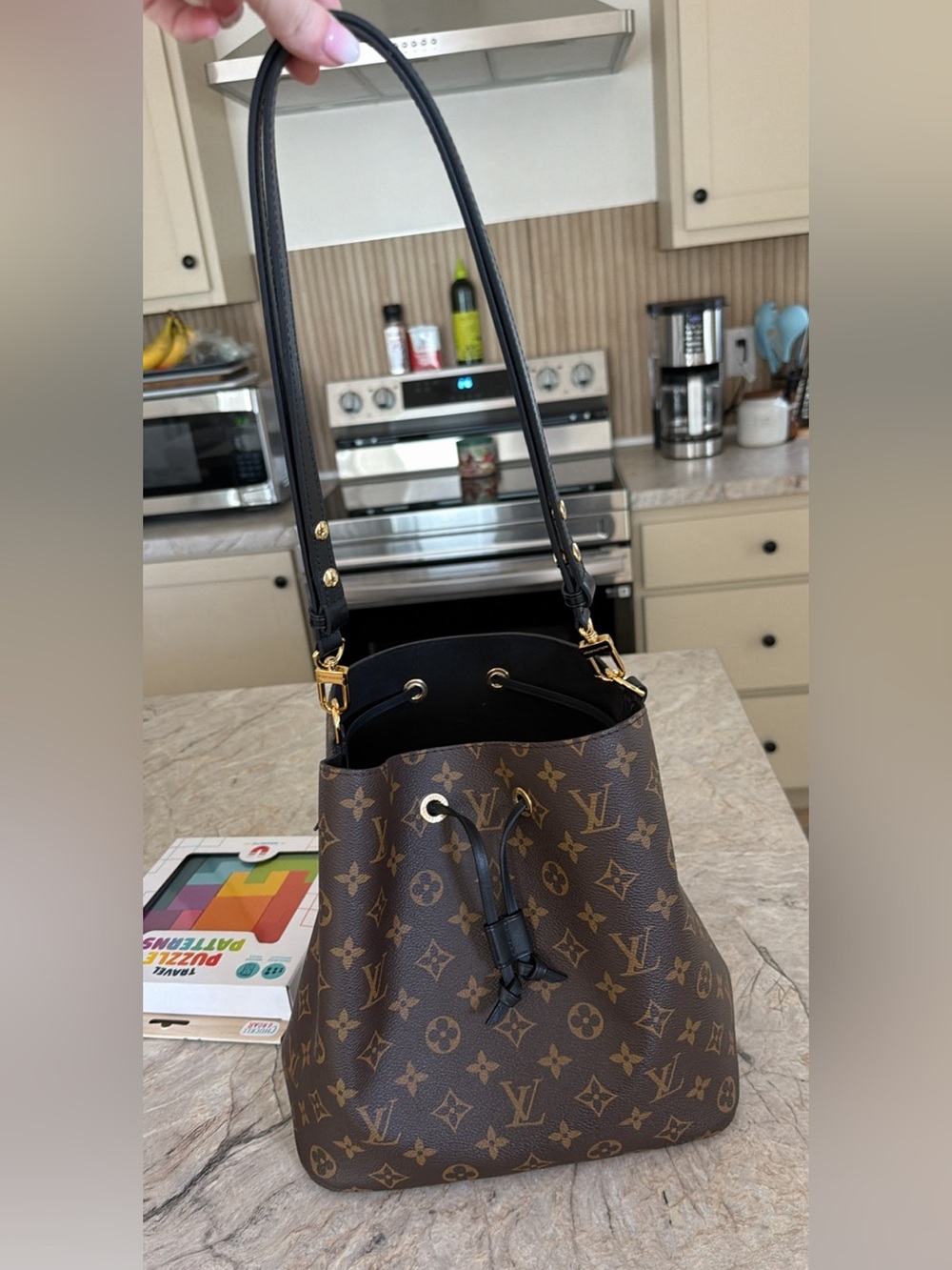Louis Vuitton Monogram Drawstring Bucket Bag - Brown & Black